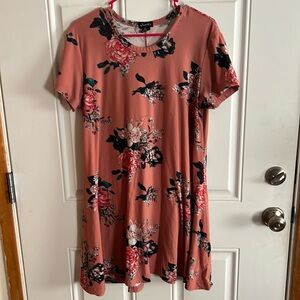 Flowy Justify dress. Size XL